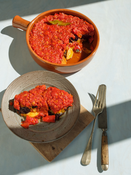 Veganes Tombet: Mallorquinischer Sommergemüseauflauf aus dem Kochbuch "Immer wieder vegan"