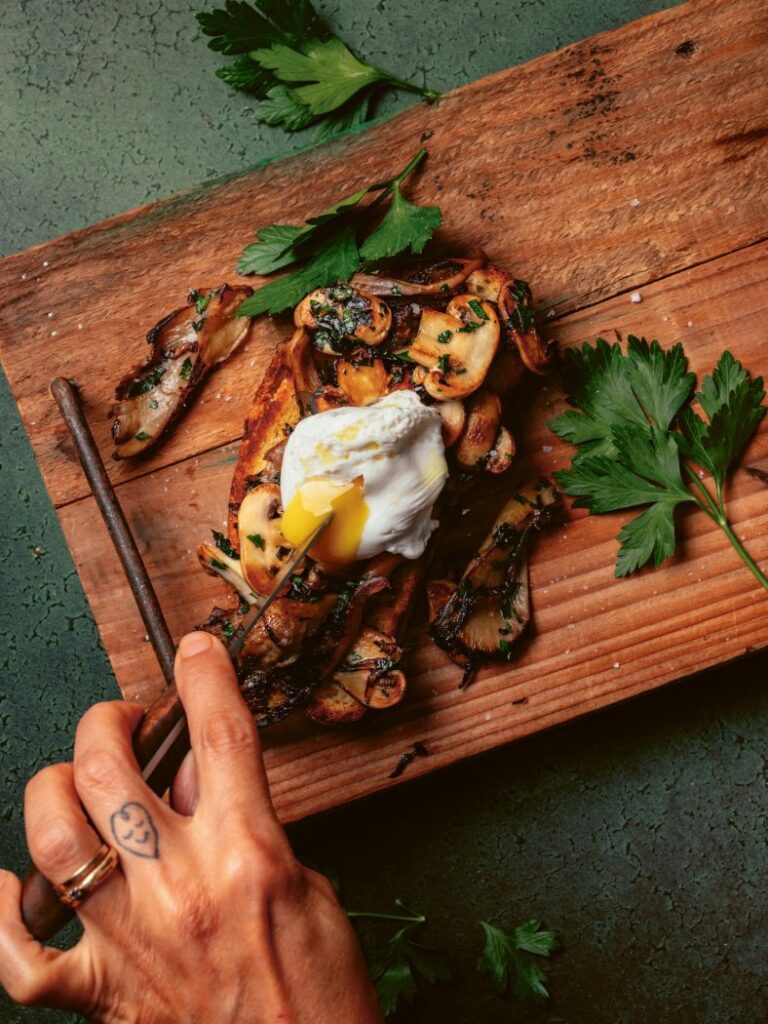 Rezept Parvin Razavi "Ein Fest für Gemüse", Bruschetta mit Pilzen