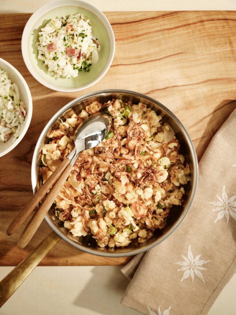 Käsespätzle aus "Meine Tiroler Welt" von Viktoria Fahringer - wien.immer